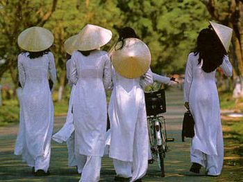 costume traditionel des Vietnamiennes